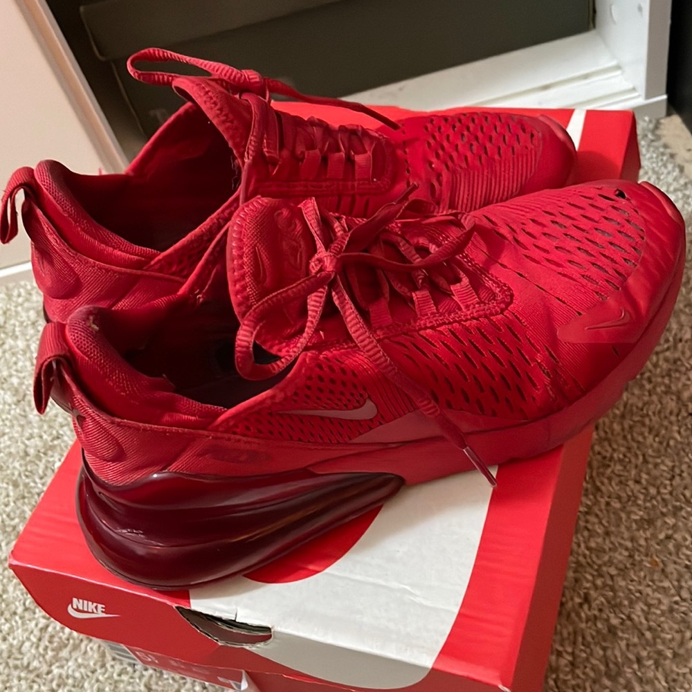 gradeschool air max 270